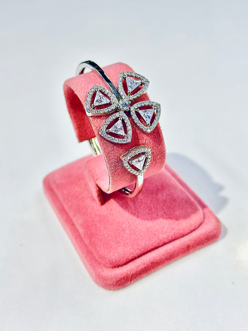 Valeria Designer Handcuff