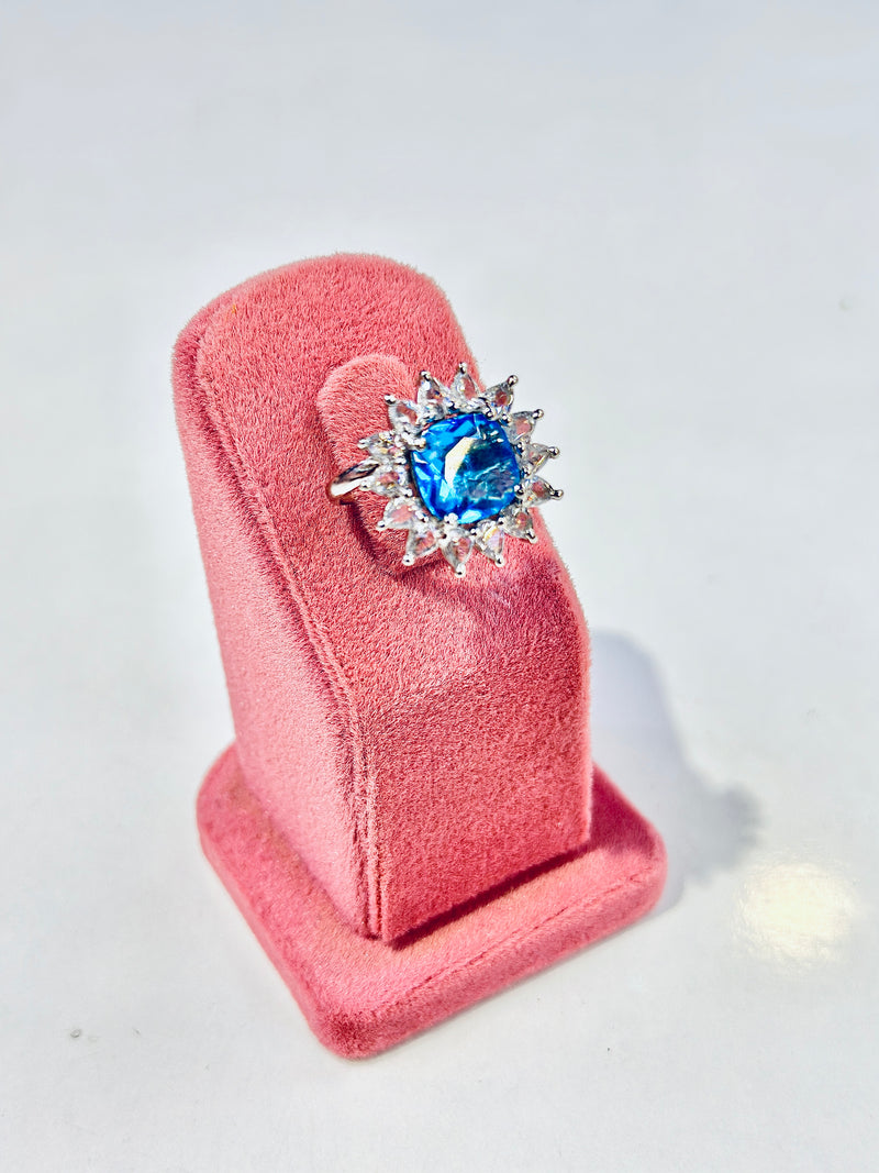 Axelle Adjustable Ring