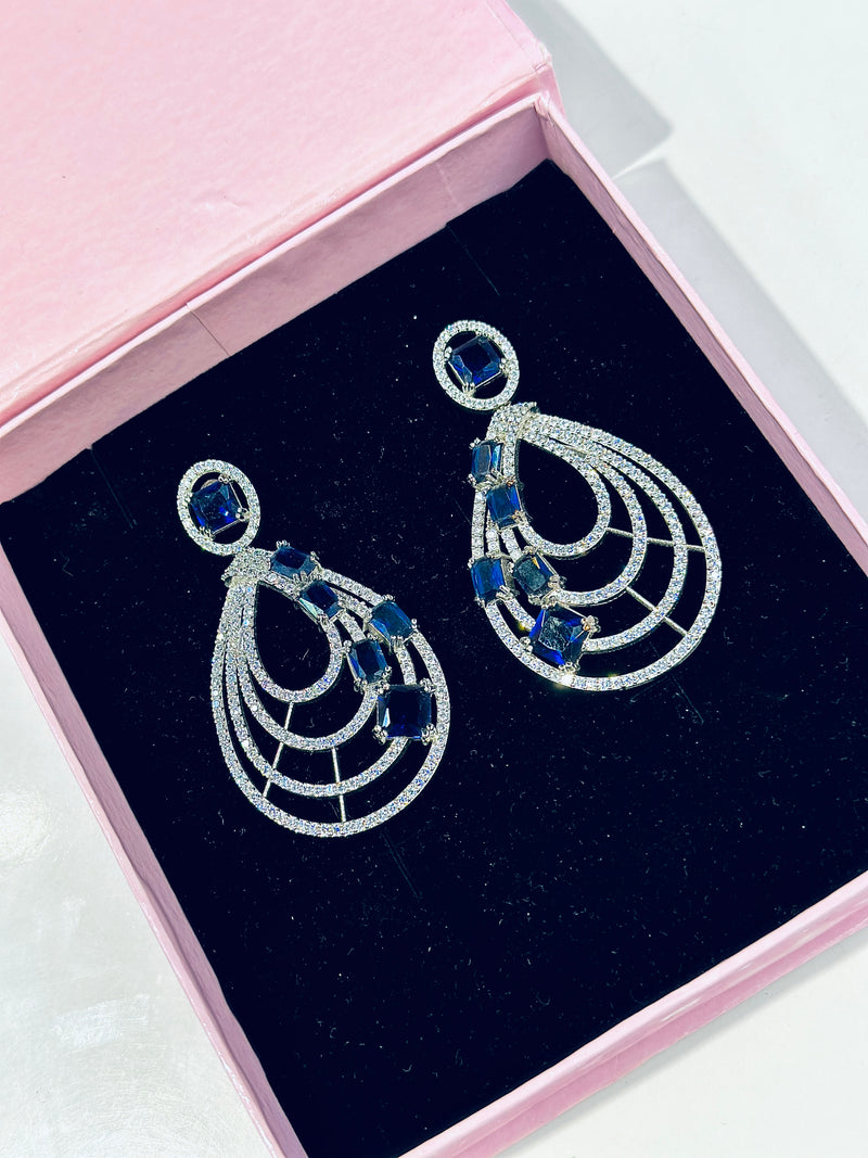 Leonie Earrings ( Saphire )