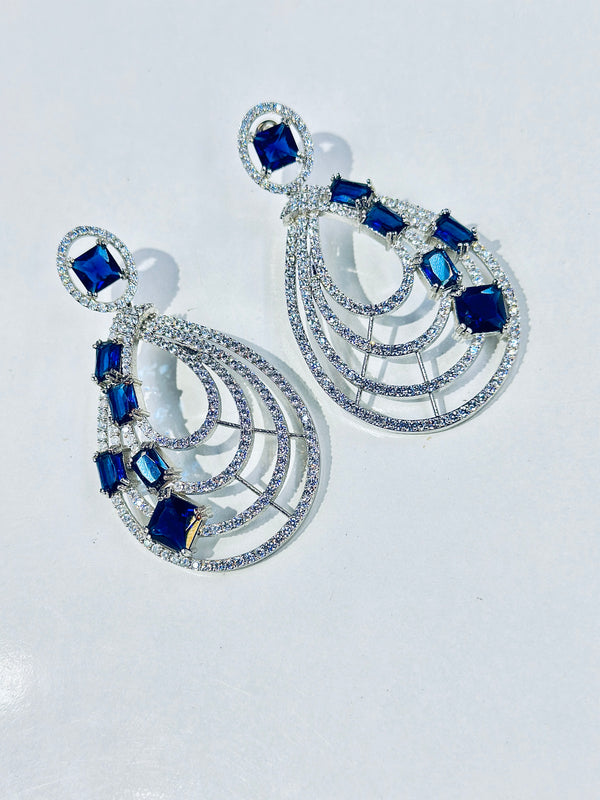 Leonie Earrings ( Saphire )