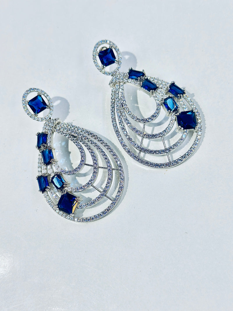 Leonie Earrings ( Saphire )