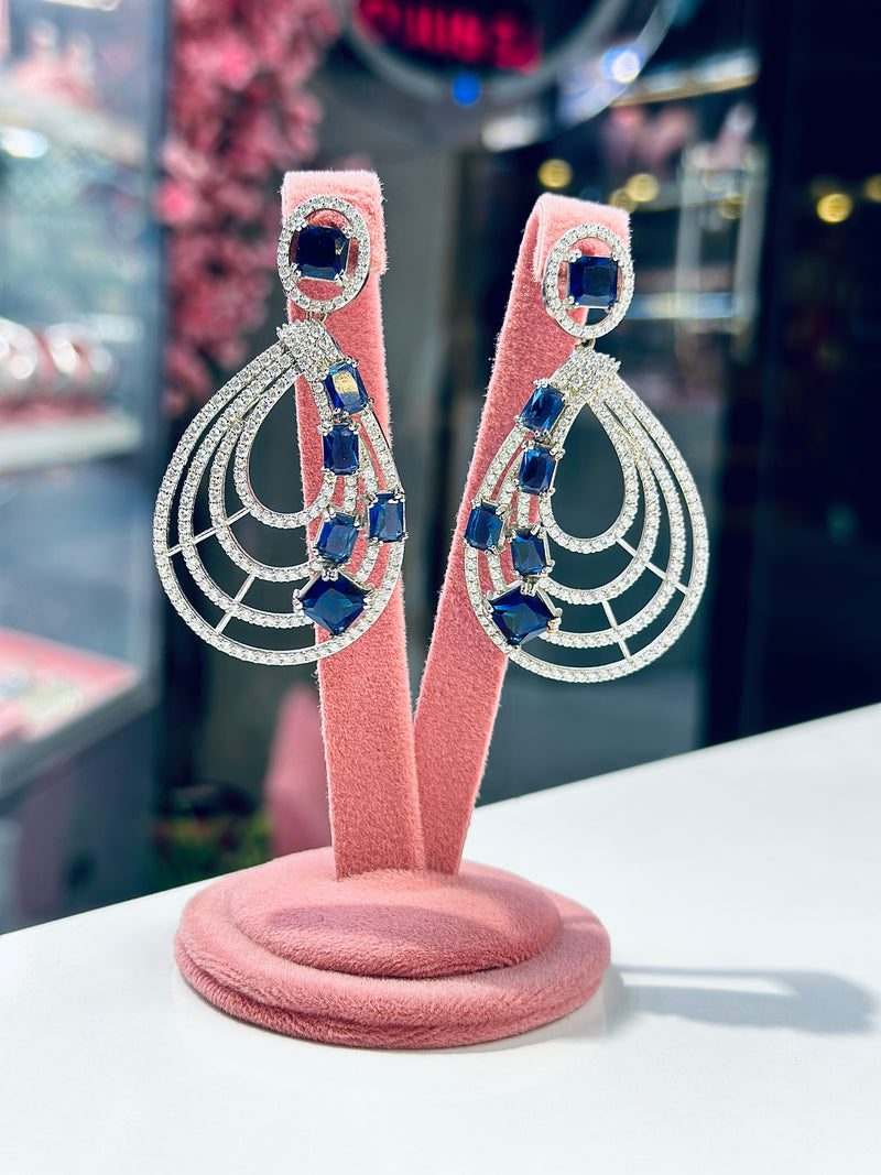 Leonie Earrings ( Saphire )