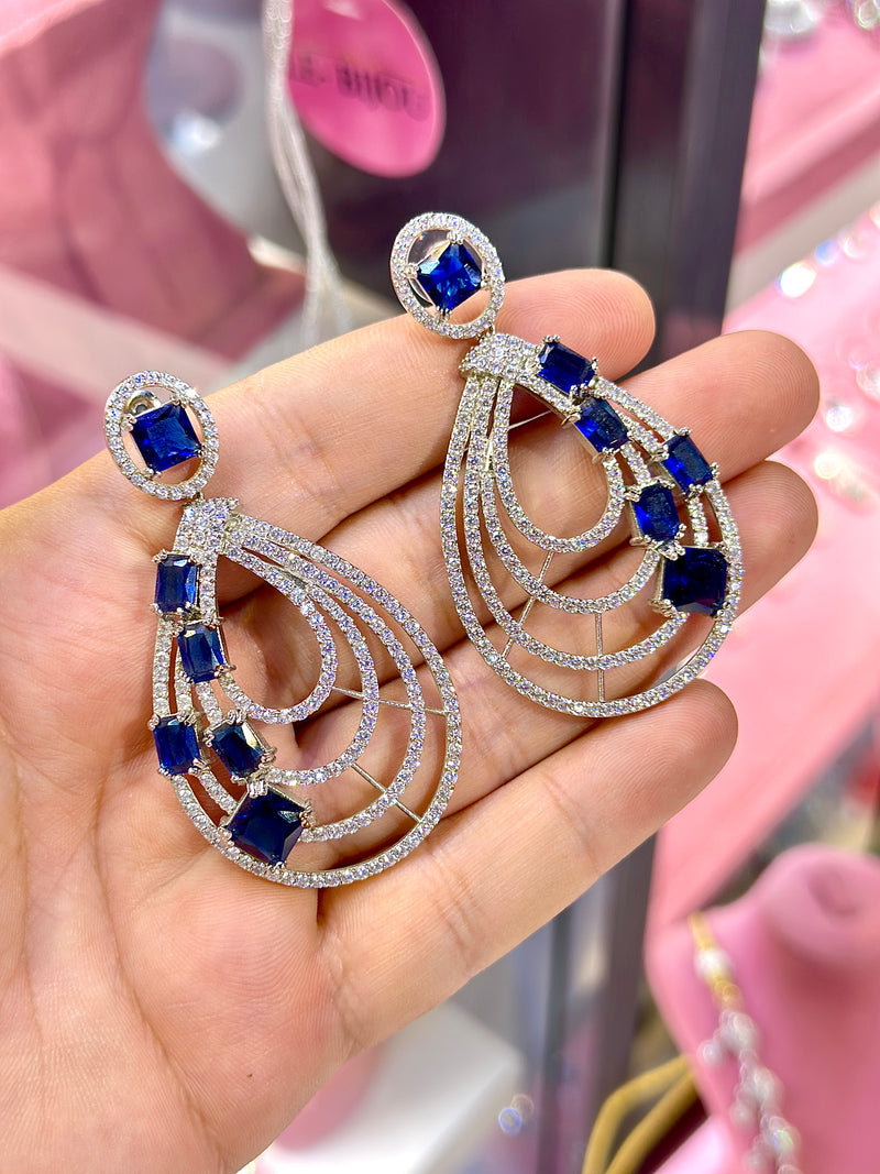 Leonie Earrings ( Saphire )