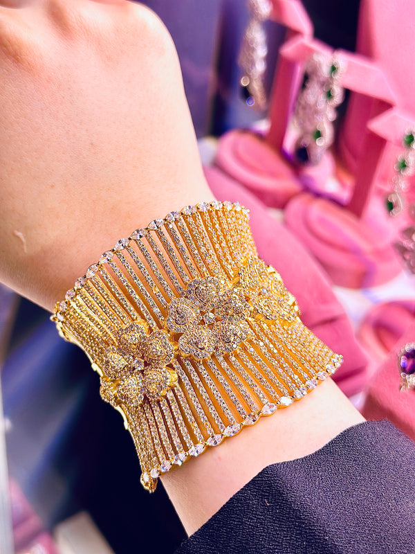 Kaylee Designer handcuff  ( Gold Plated )