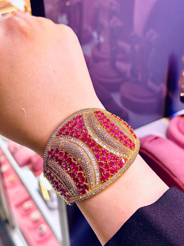 Delilah Designer Handcuff ( GB )