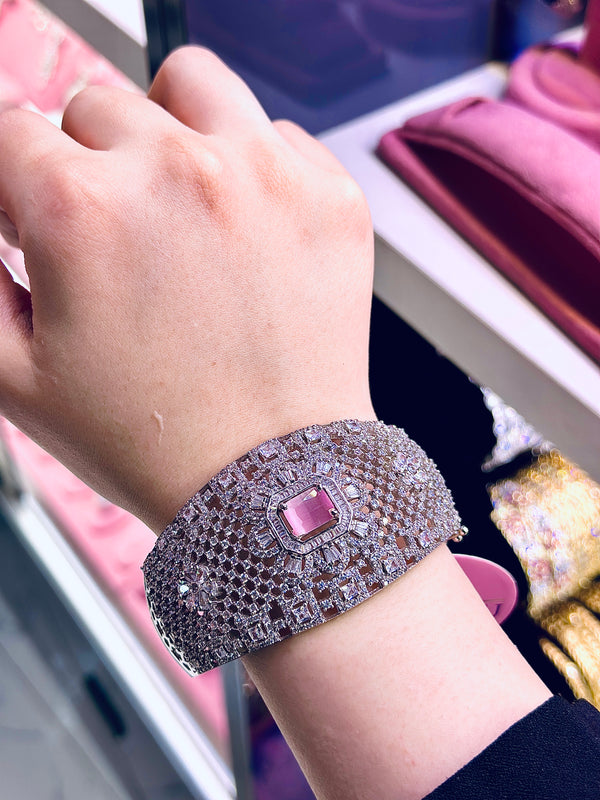 tessa designer handcuff ( pink )