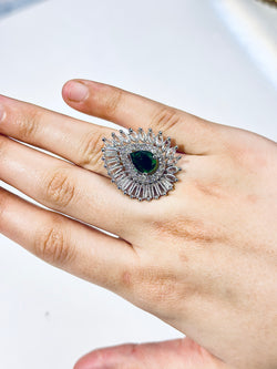 Lilly Ring