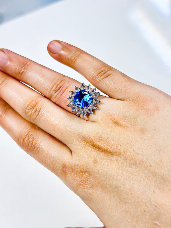 Axelle Adjustable Ring