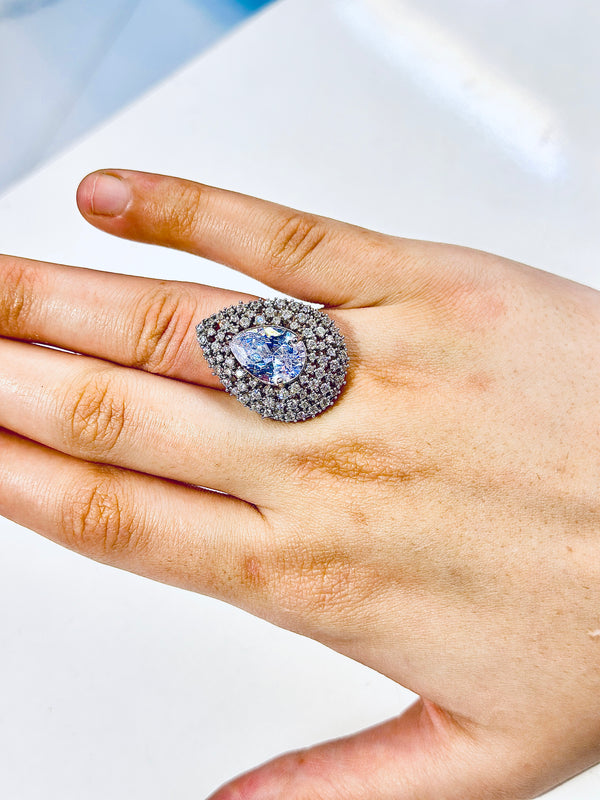 Nellie Ring