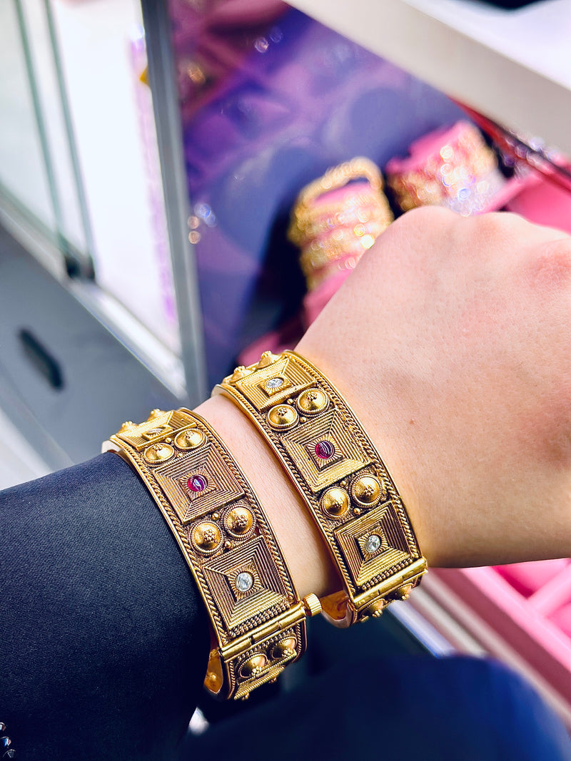 Rashi Bangle's