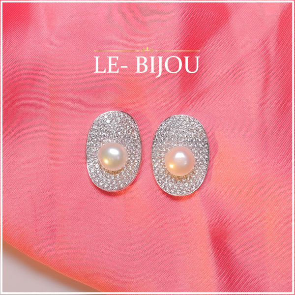 Sofia Studs