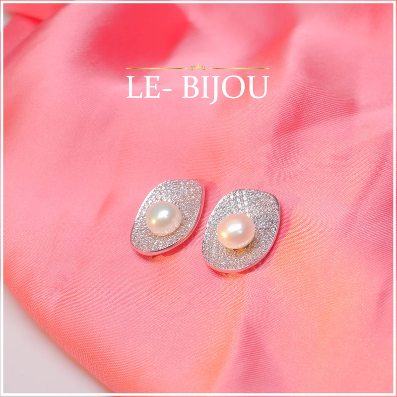 Sofia Studs