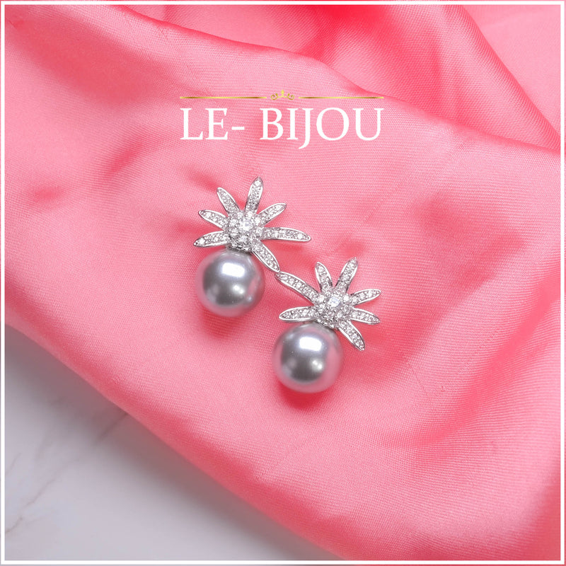 alakmini STuds