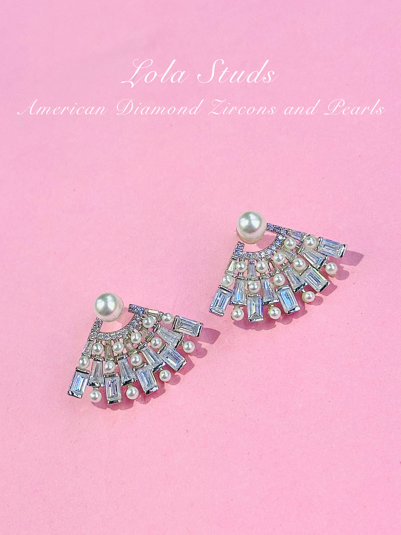 lola studs